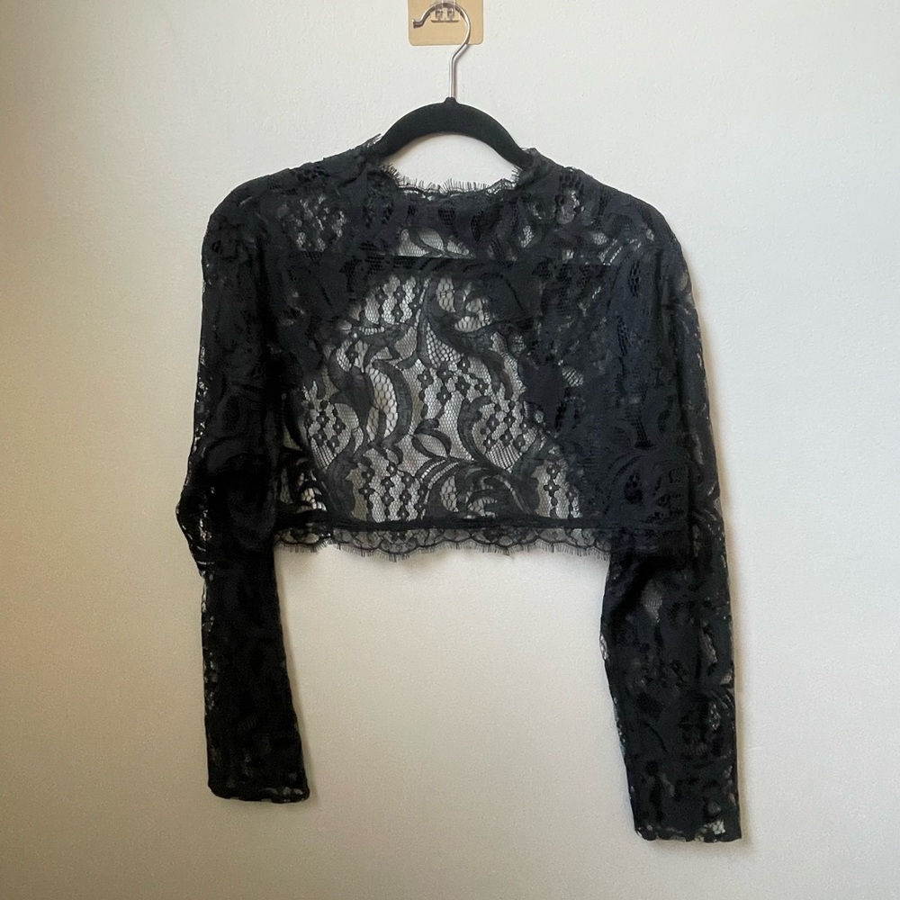 NWOT Black Lace Long Sleeve Crop Blouse